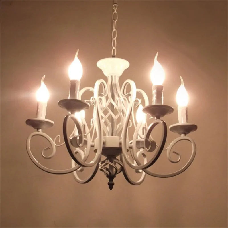lustre classique vintage à 6 ou 8 bougies en fer forgé