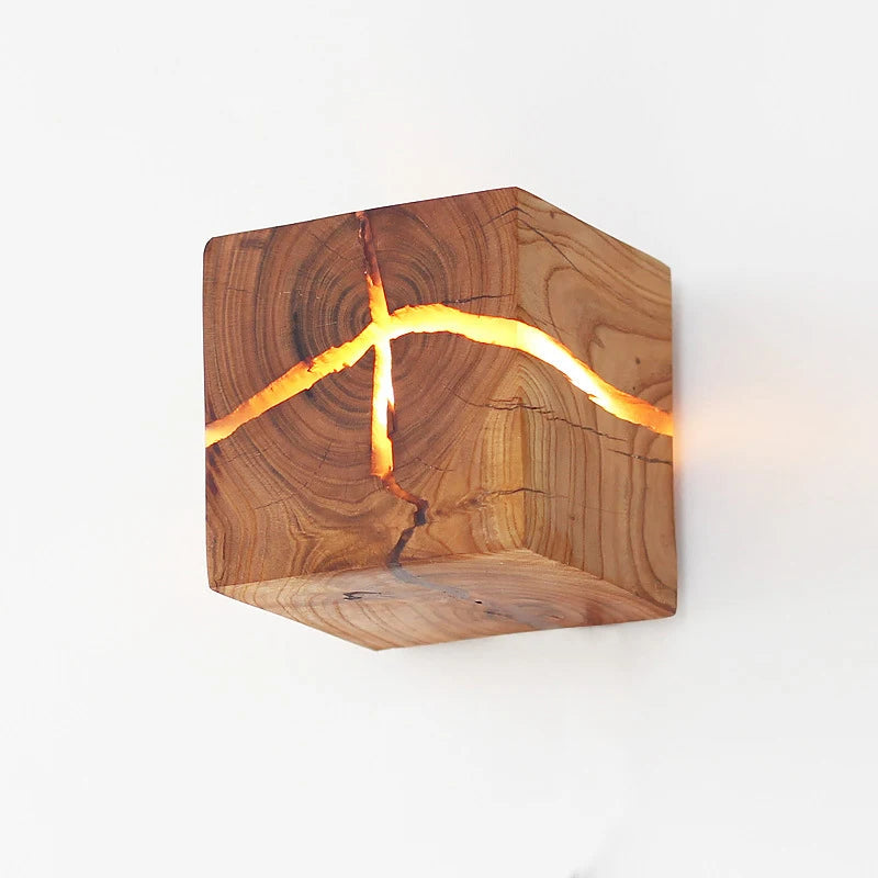applique murale led en bois massif et résine faite à la main