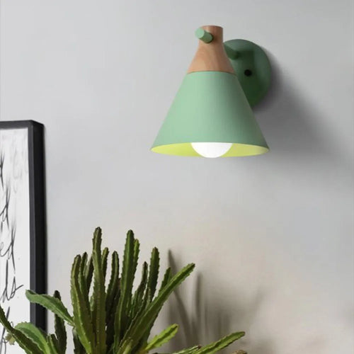 Applique murale Abat-jour nordique coloré en métal