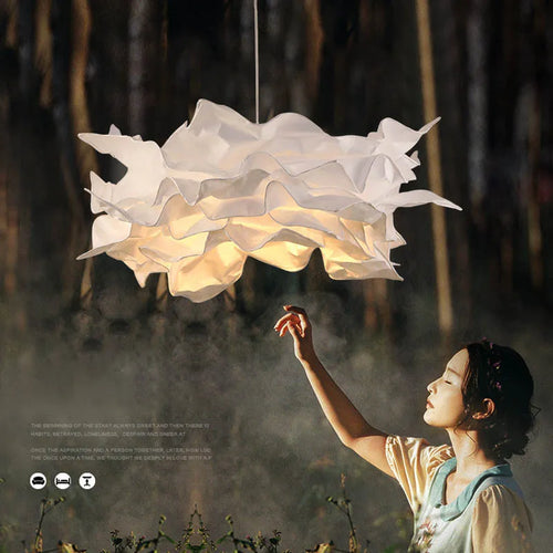 Lustres en papier blanc design fleur