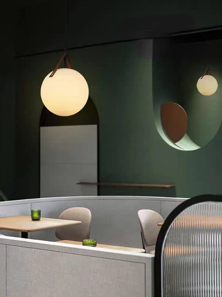 suspension boule de verre en cuir de luxe moderne
