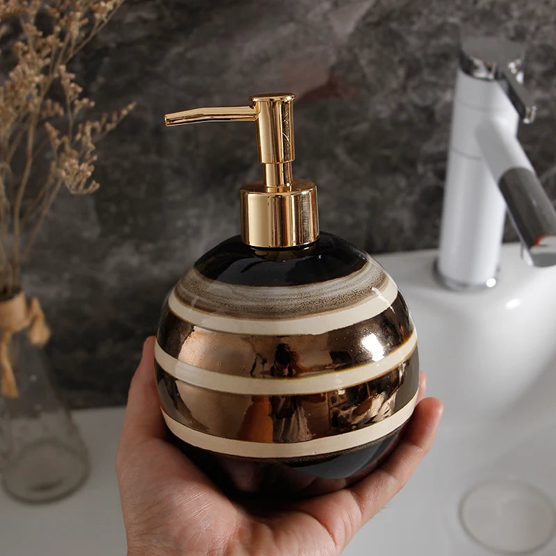 bouteille en céramique pour lotion et savon décoratif