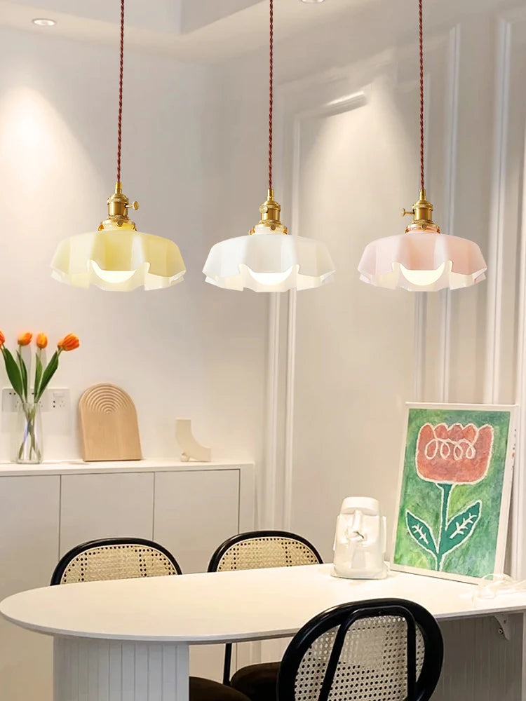 Suspension en verre fleuri pour décoration créative