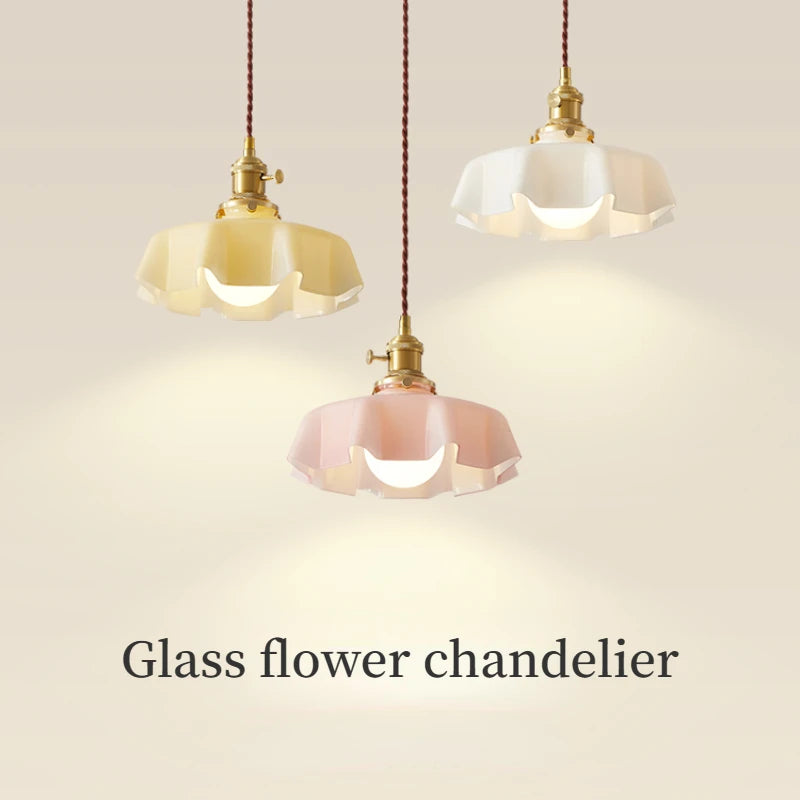 Suspension en verre fleuri pour décoration créative