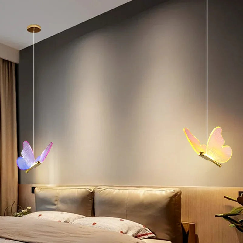 Suspension LED papillon en acrylique au design moderne