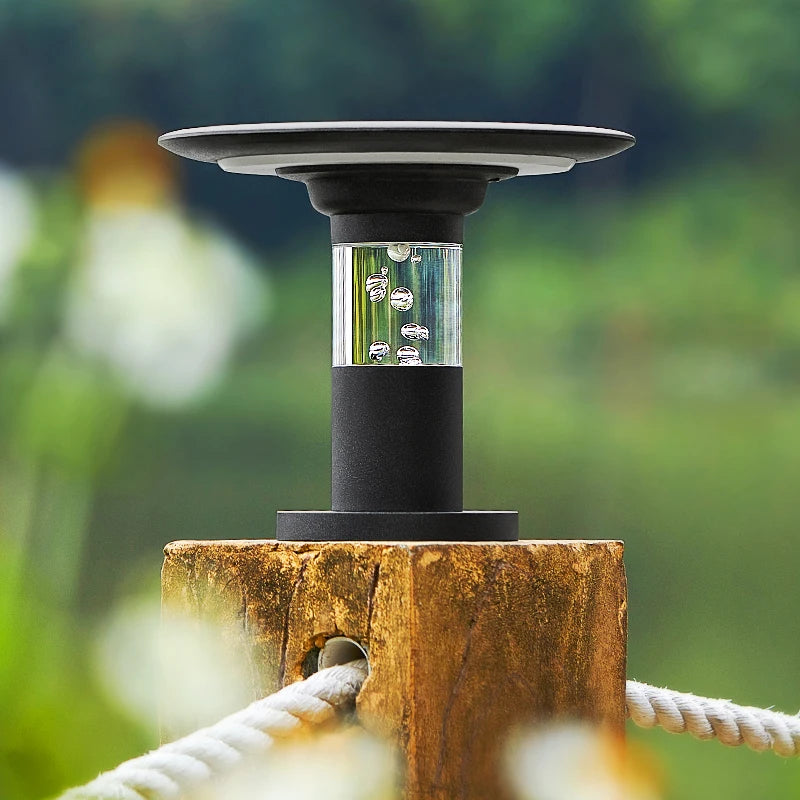 phares solaires extérieurs minimalistes modernes pour villa