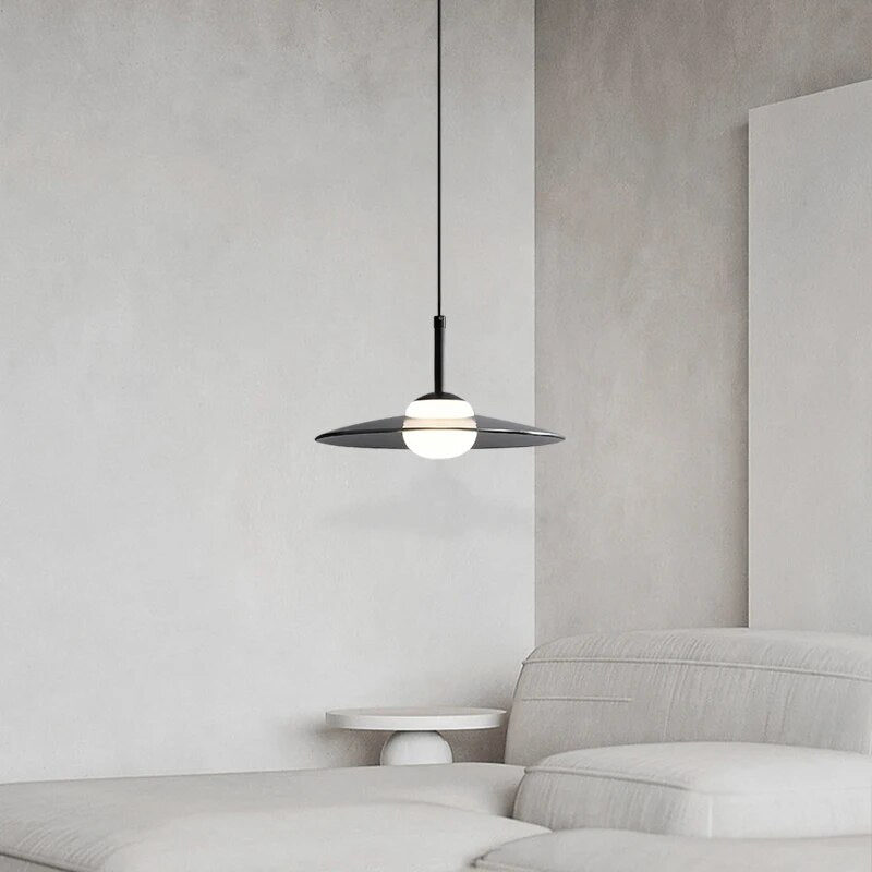 Suspension minimaliste italienne pour salle à manger