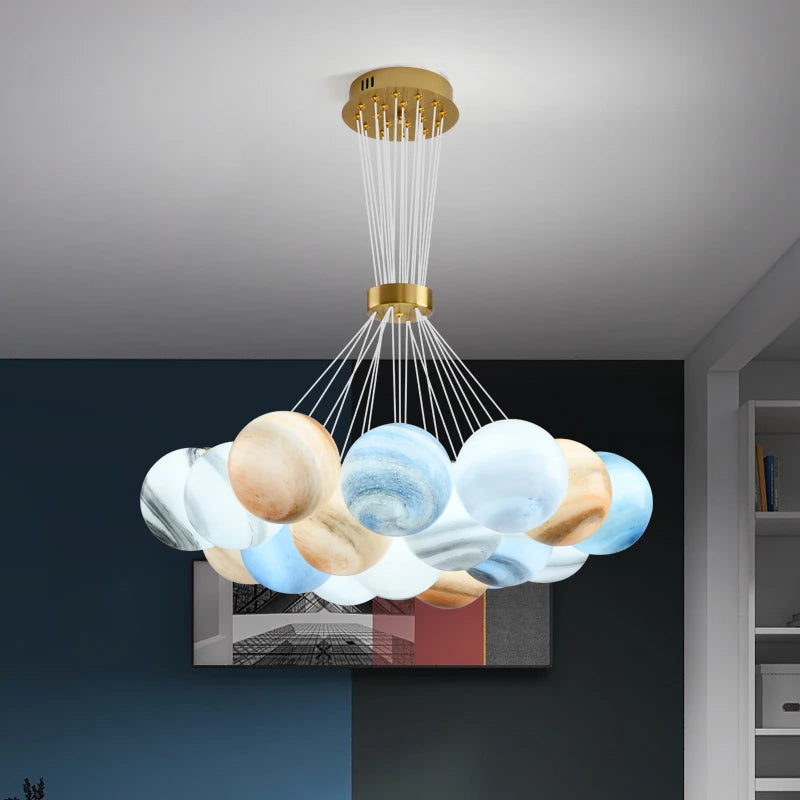 suspension design moderne en forme de lune