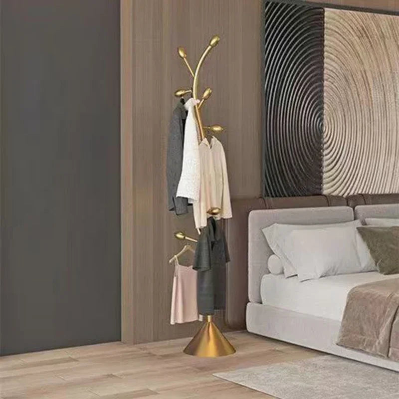 etagère moderne pour vêtements au style industriel élégant