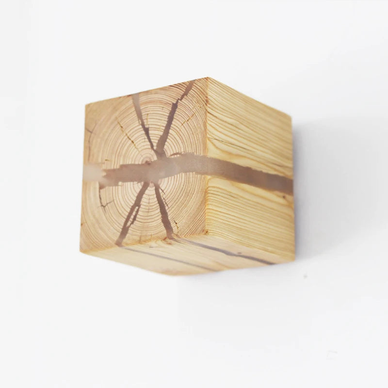 applique murale led en bois massif et résine faite à la main