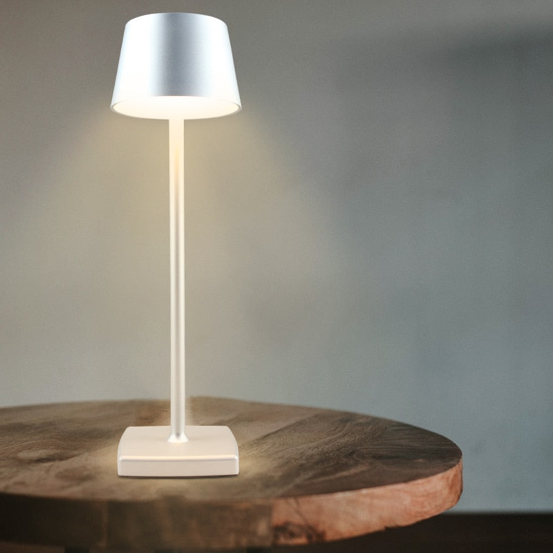 Lampe à poser LED en aluminium rechargeable Alloy