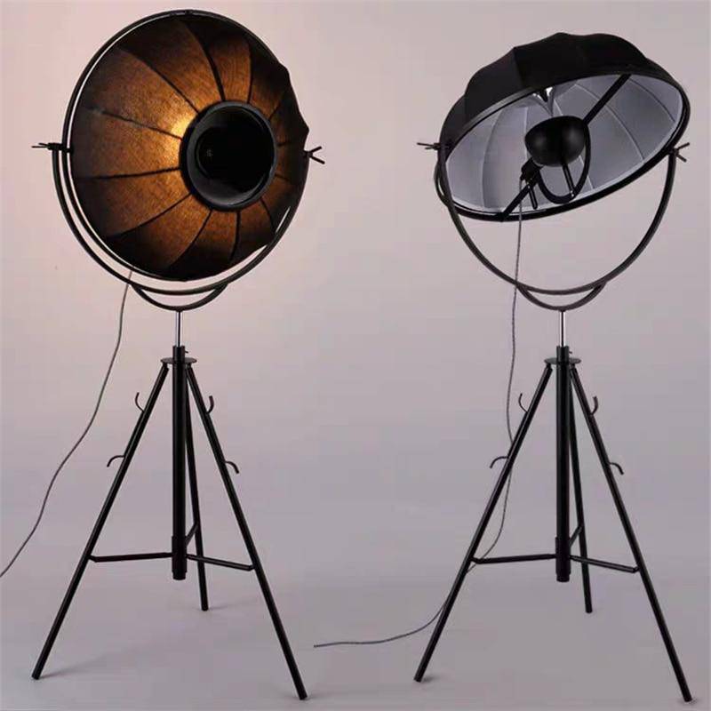 Lampadaire tripode pour photo Sattelite