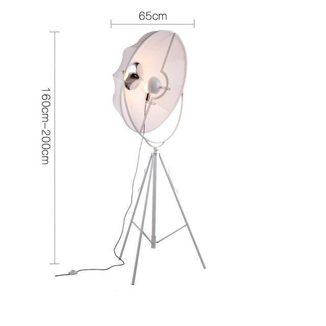Lampadaire tripode pour photo Sattelite