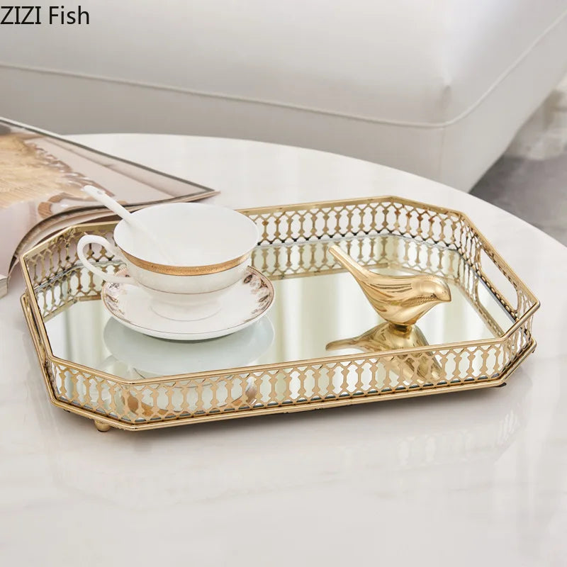 plateaux décoratifs vintage en verre miroir pour rangement et présentation