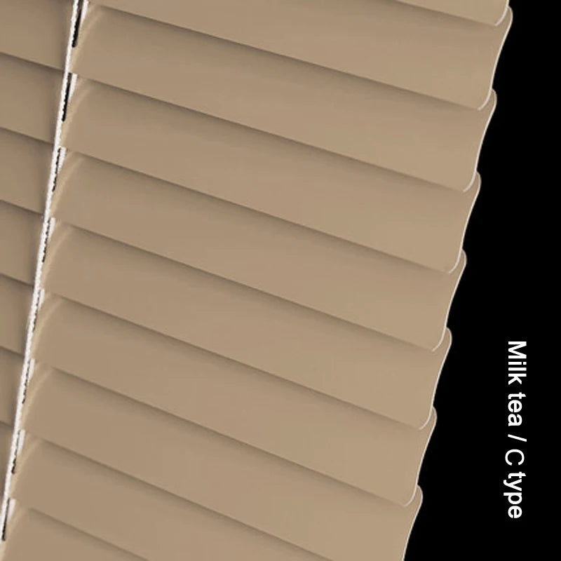 Store venitien aluminium sur mesure occultant sans percage