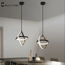 Plafonnier Led suspendu en noir et blanc au design moderne et simpliste