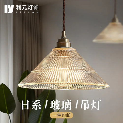 suspension nordique en laiton et verre style rétro américain