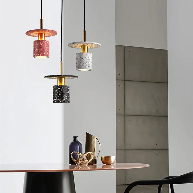 suspension design en terrazzo pour restaurant et bar - vue 6 sur 9