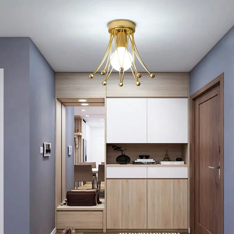 plafonnier doré de luxe couronne montage en surface - vue 4 sur 7