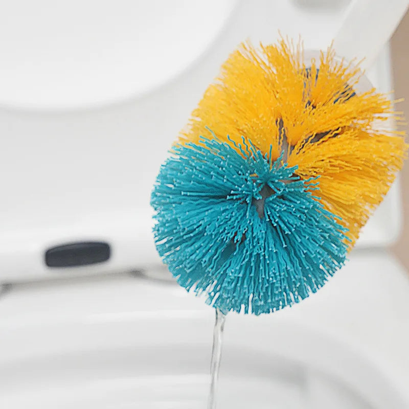 brosse de toilette à long manche avec détergent et accessoire mural