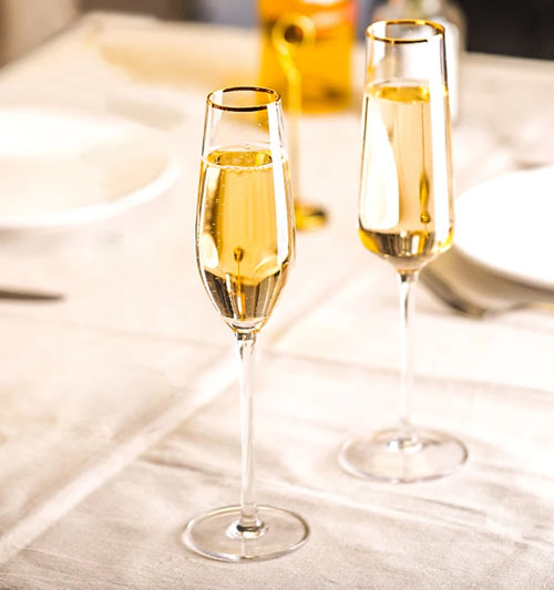 Flutes a champagne design elegant souffle main verre
