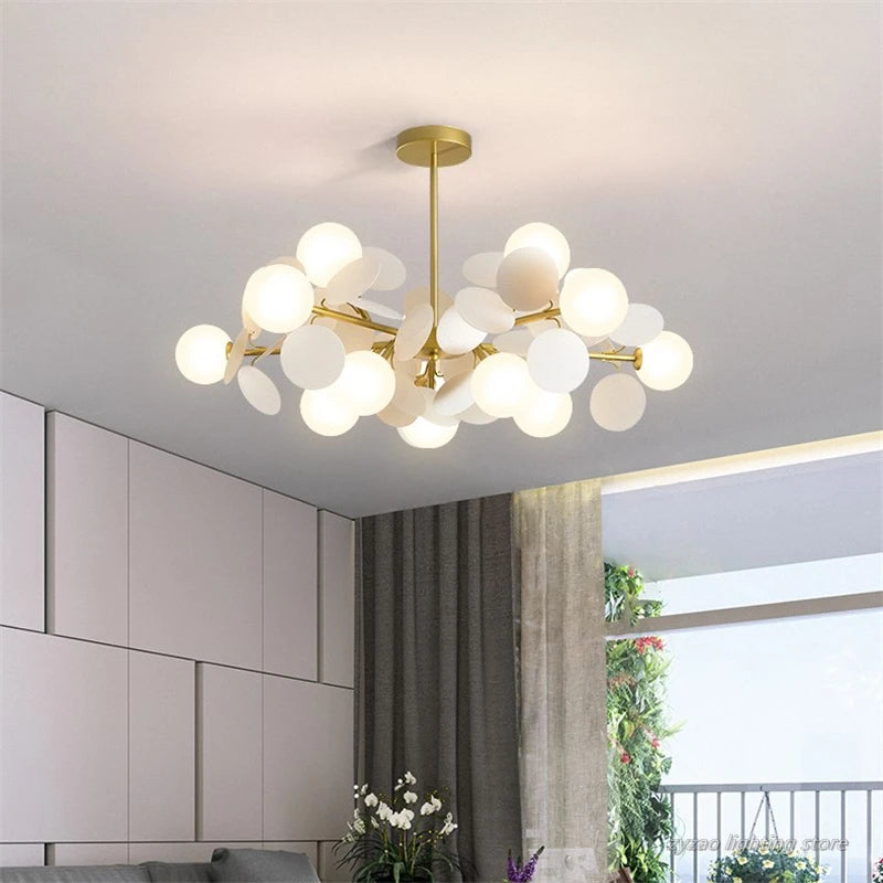 suspension à led design nordique avec fleurs décoratives en acrylique - vue 4 sur 24