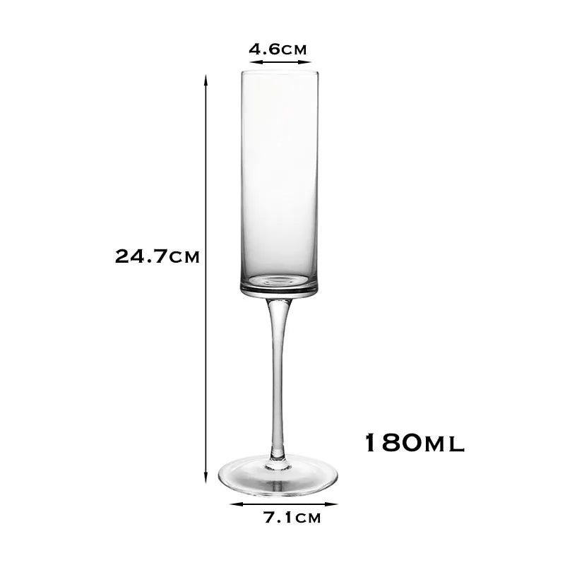 Verres a pied cocktail champagne martini vin design