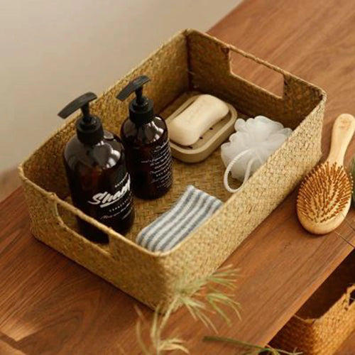 panier en jonc de mer tissé pour rangement et décoration