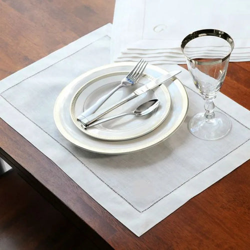 Serviette de table lin brodé ourlet ajouré lot