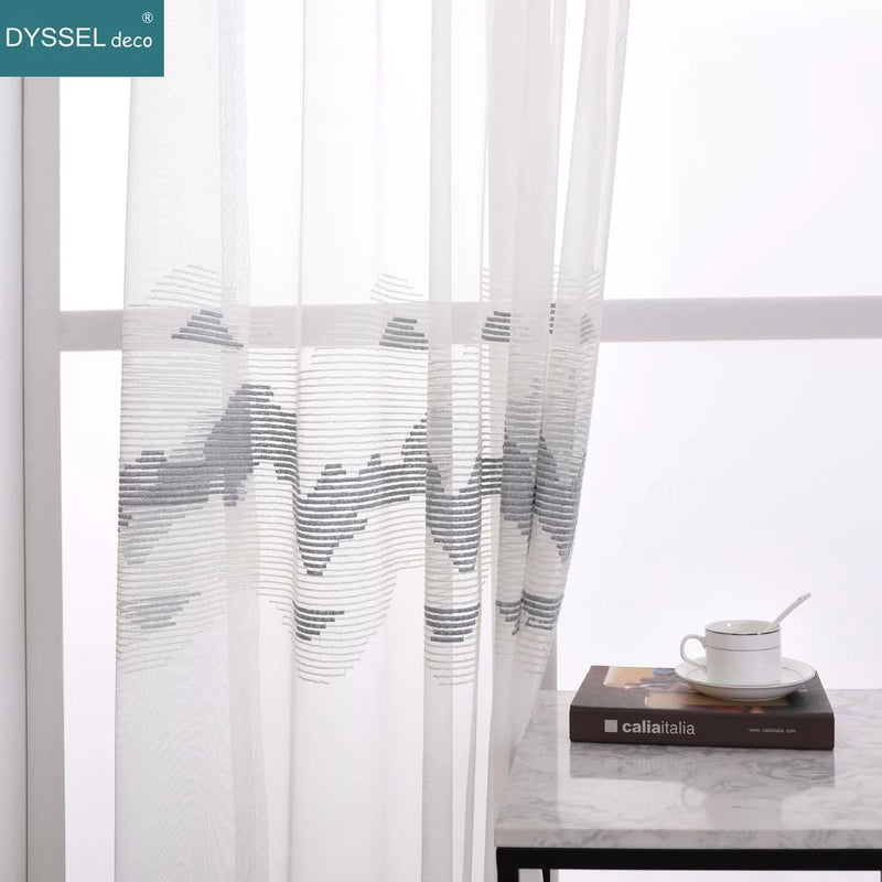 Voilage tulle brodé motifs géométriques style européen salon