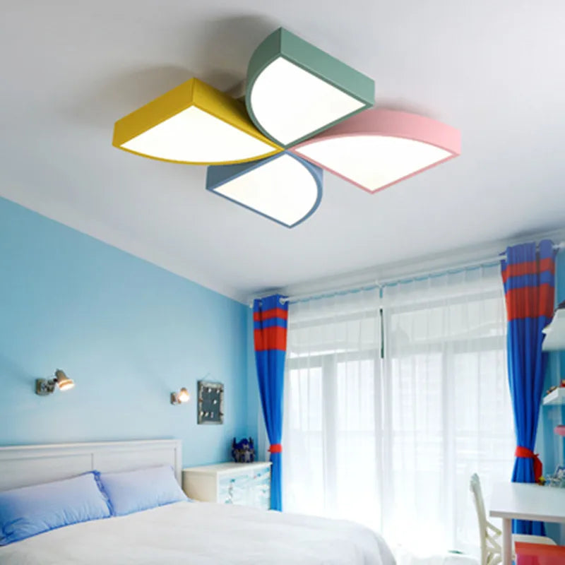 plafonnier moderne design pour chambre d'enfants lumineux et coloré - vue 3 sur 8