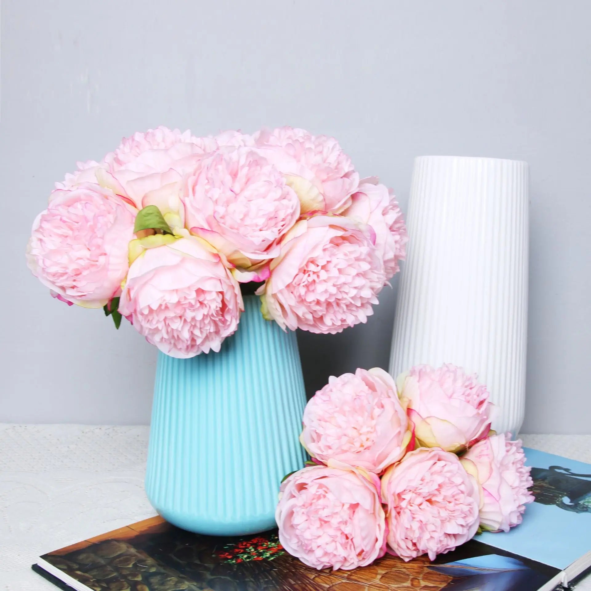 bouquet de 5 pivoines artificielles en soie pour décoration - vue 5 sur 14