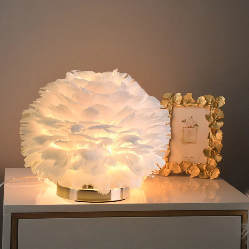Lampe de Table en plumes roses et blanches naturelles