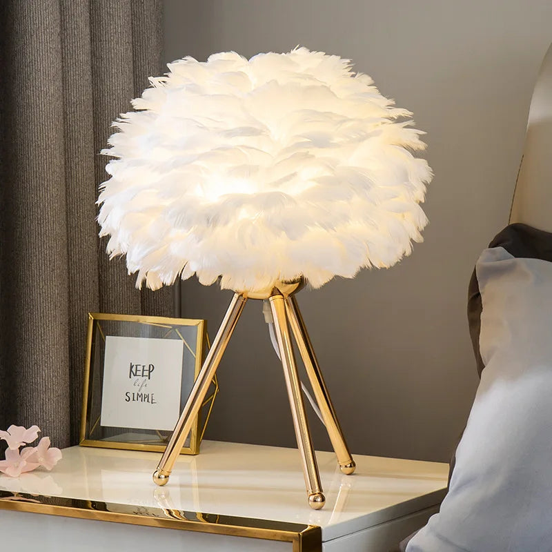 Lampe de chevet à plumes