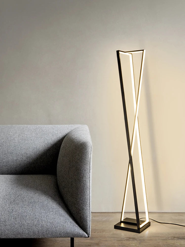 Lampadaire Led à géométrie noire et blanche moderne - vue 2 sur 10
