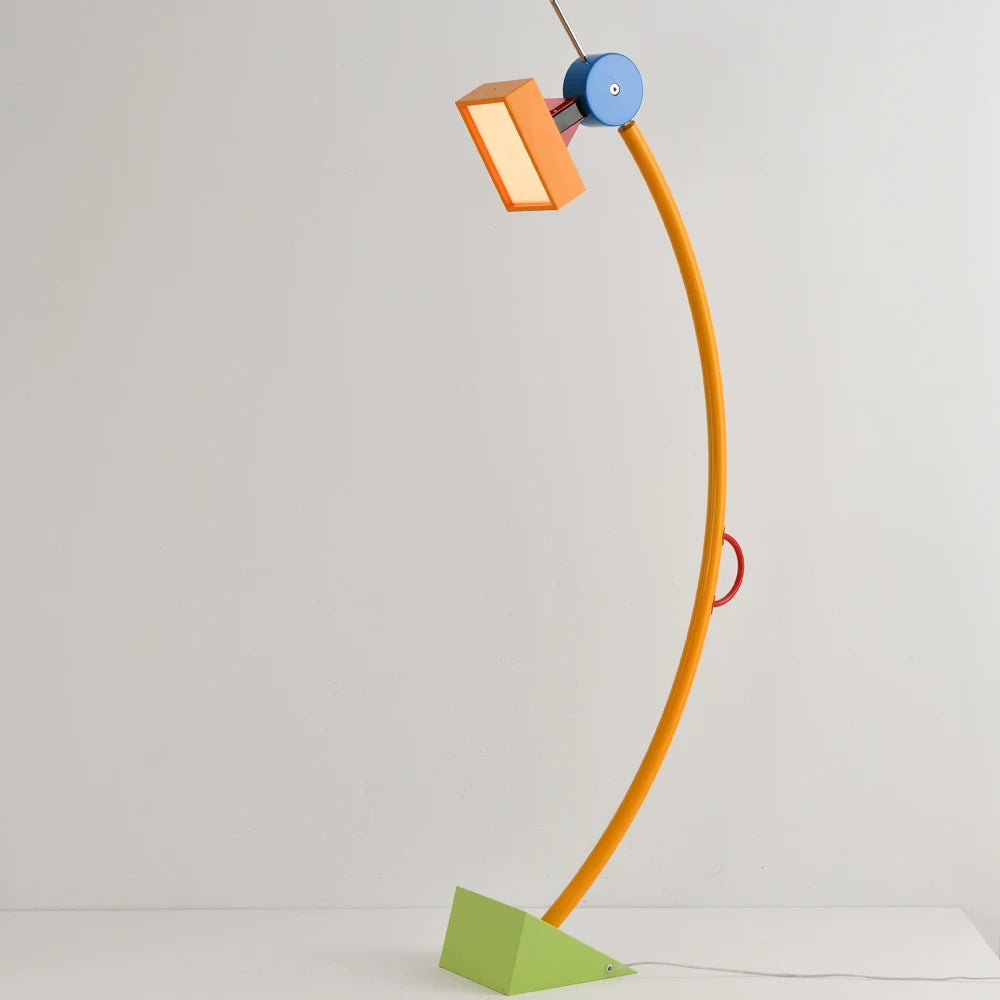 lampe à poser géométrique style nordique pour enfants et salons - vue 6 sur 9