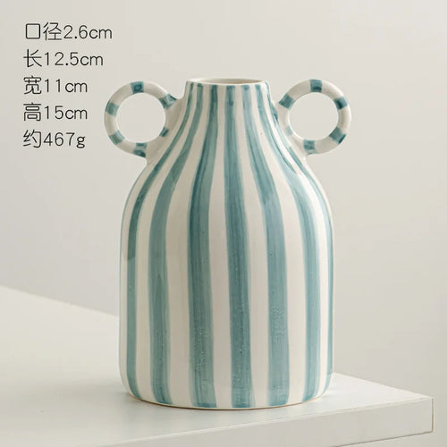 vase en céramique peint à la main avec oreilles décoratif amusant