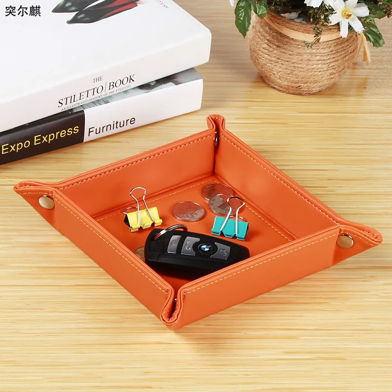 plateau moderne vide-poche pour clés et petits objets - vue 5 sur 8