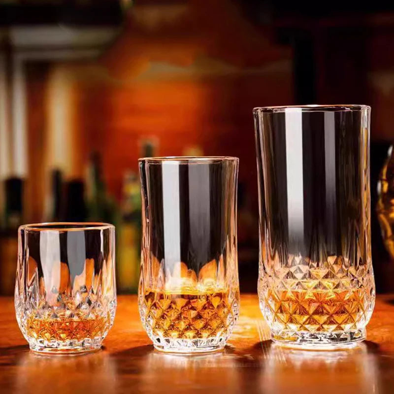 Verres vin motif diamant verrerie elegante cafe the