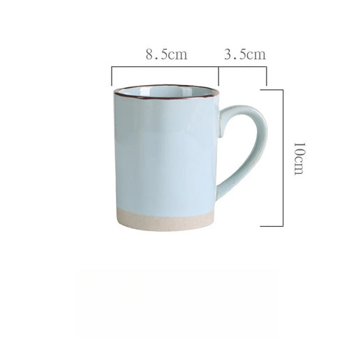 Tasse artisanale en céramique style rétro texturé café