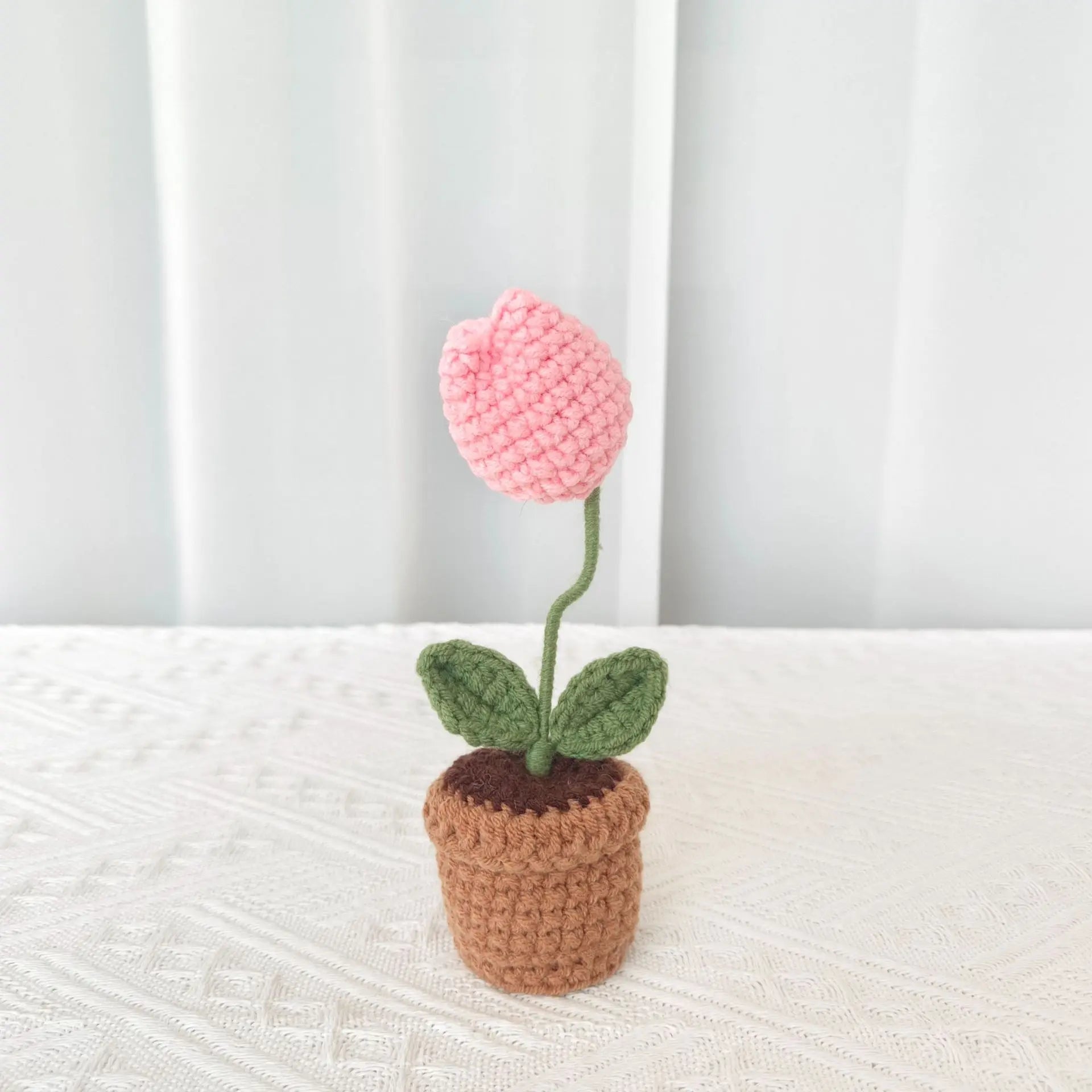 plante en pot tricotée à la main pour cadeau décoratif de saint valentin - vue 10 sur 19