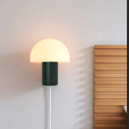 applique murale design avec prise champignon en verre - vue 5 sur 9