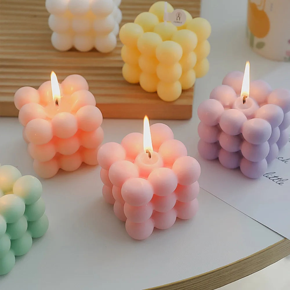 bougie cube parfumée à bulles en cire de soja artisanale - vue 4 sur 14