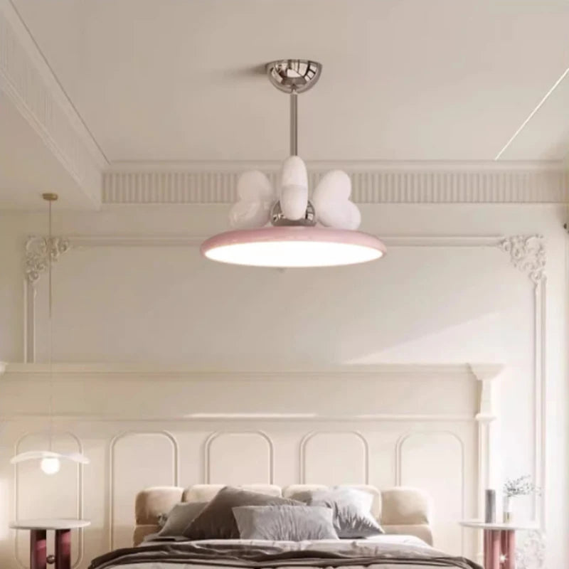 lustre romantique mignon pour chambre de princesse enfant - vue 5 sur 12