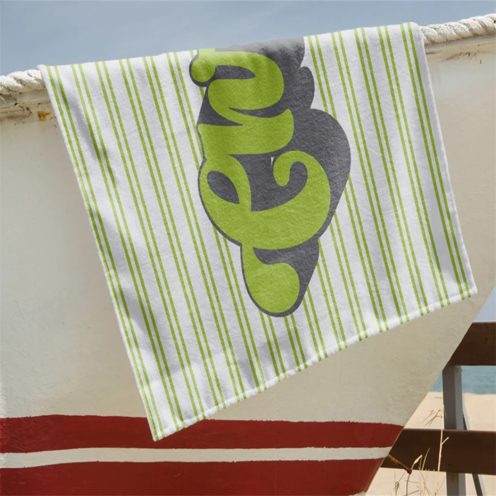 serviette de plage personnalisée rayures style retro hippie - vue 4 sur 5