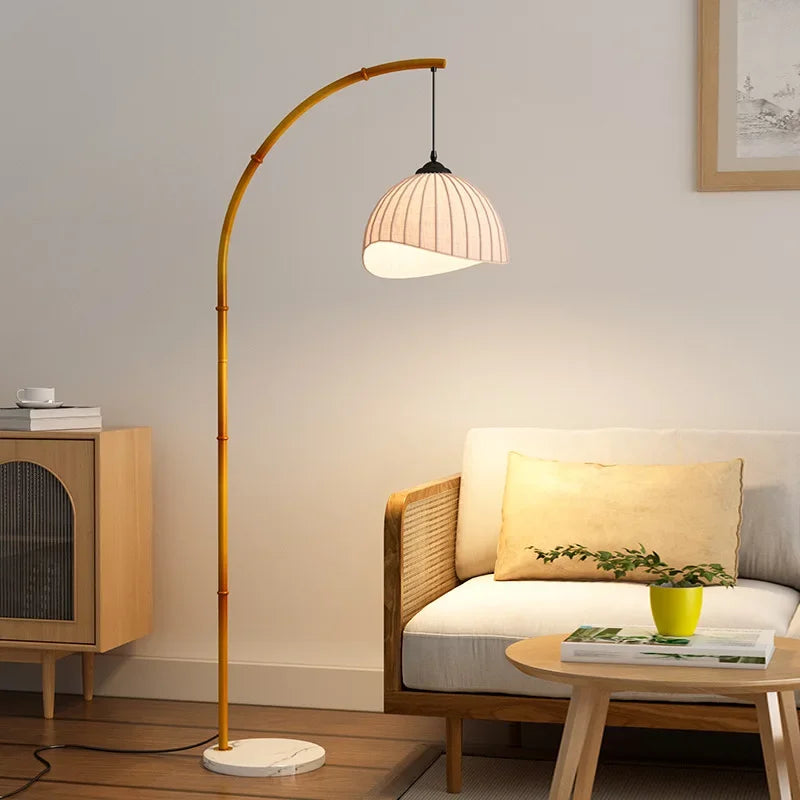 Lampe de chevet japonaise en bambou - vue 2 sur 5
