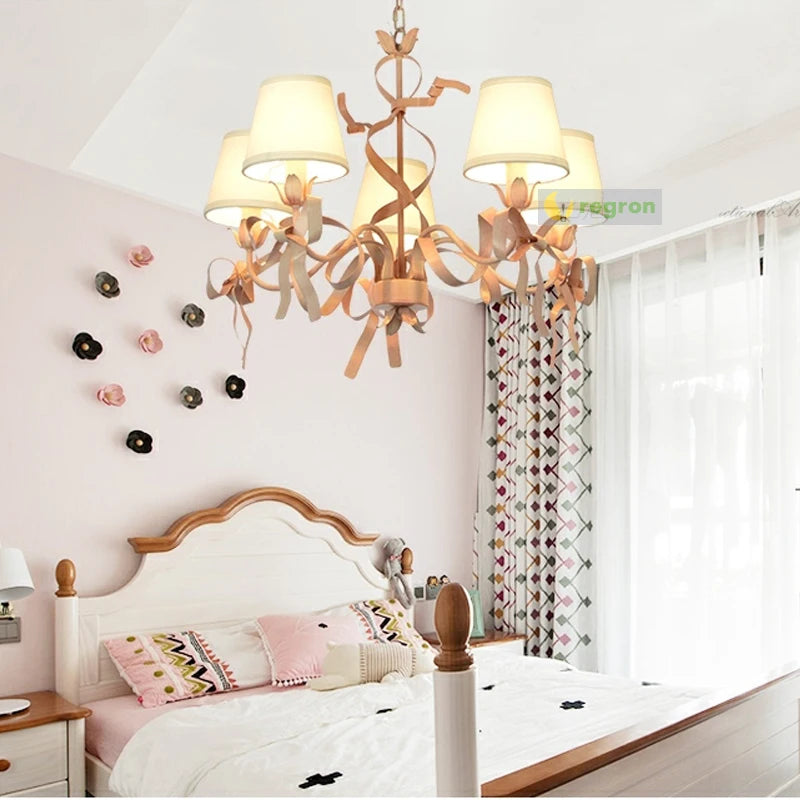 lustre en ruban rose pour chambre d'enfant élégante - vue 6 sur 14