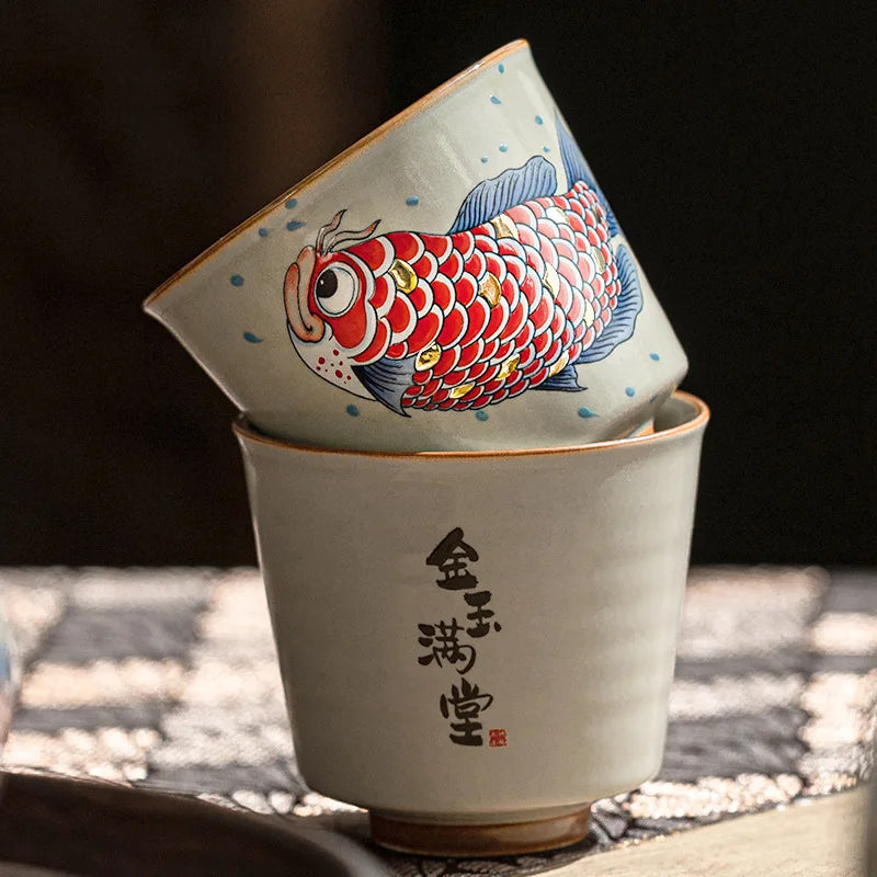 Tasse à thé chinoise motif arowana en céramique