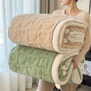 Plaid hiver polaire épais motif coeurs canapé lit