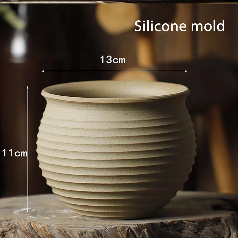 moule en silicone pour pots de fleurs en béton - vue 4 sur 11